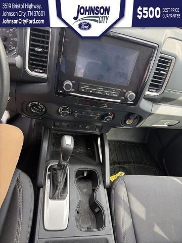 2022 Nissan Frontier Crew Cab SV 4x4