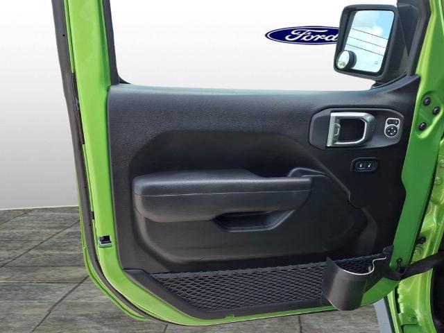 2025 Jeep Wrangler 4-Door Summit 4x4