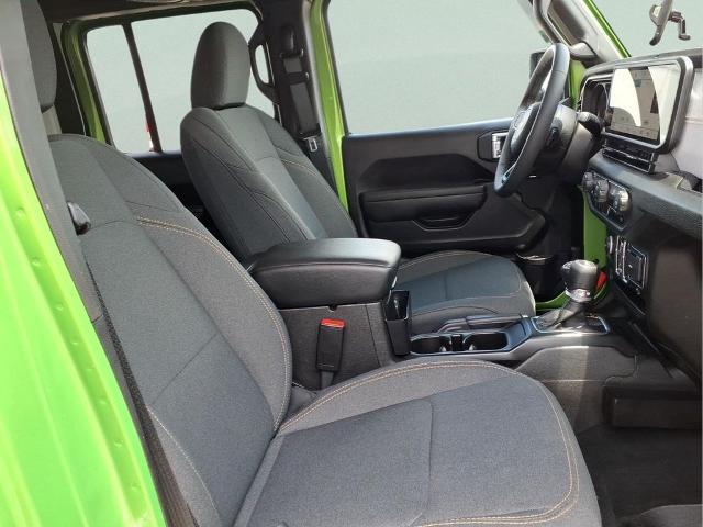 2025 Jeep Wrangler 4-Door Summit 4x4