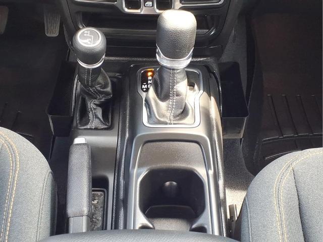 2025 Jeep Wrangler 4-Door Summit 4x4