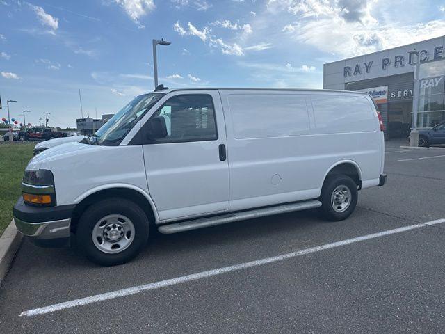 2024 Chevrolet Express Cargo Van RWD 2500 Regular Wheelbase WT