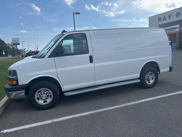 2024 Chevrolet Express Cargo Van RWD 2500 Regular Wheelbase WT