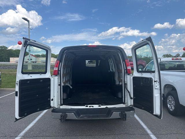 2024 Chevrolet Express Cargo Van RWD 2500 Regular Wheelbase WT
