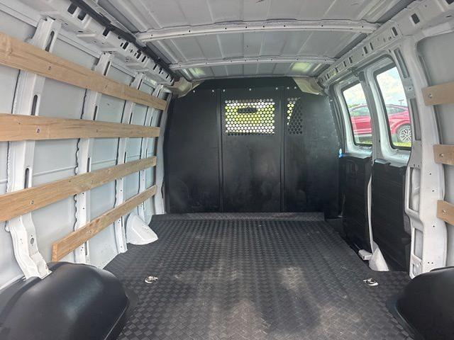 2024 Chevrolet Express Cargo Van RWD 2500 Regular Wheelbase WT