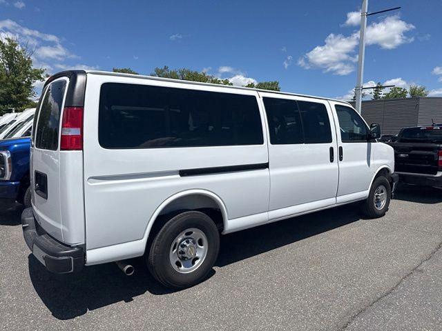 2025 Chevrolet Express Passenger RWD 3500 Extended Wheelbase LT