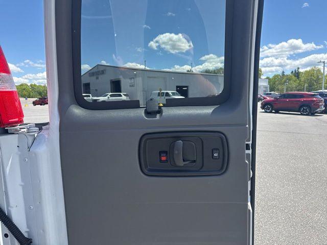 2025 Chevrolet Express Passenger RWD 3500 Extended Wheelbase LT