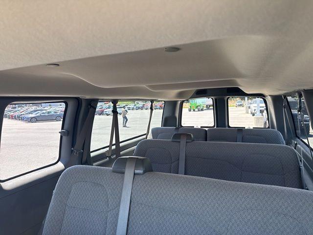 2025 Chevrolet Express Passenger RWD 3500 Extended Wheelbase LT