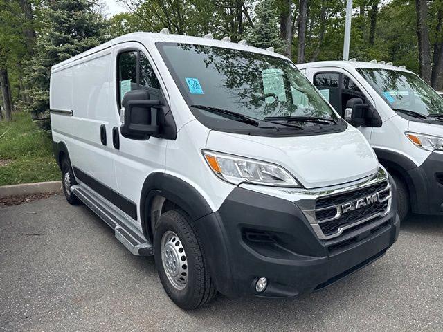 2025 Ram ProMaster 2500 Cargo Van Tradesman Low Roof 136" WB w/Pass Seat