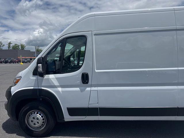 2026 Ram ProMaster 2500 Cargo Van Tradesman High Roof 159" WB w/Pass Seat