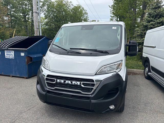 2025 Ram ProMaster 2500 Cargo Van Tradesman Low Roof 136" WB w/Pass Seat