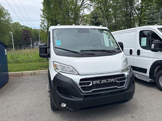 2025 Ram ProMaster 2500 Cargo Van Tradesman Low Roof 136" WB w/Pass Seat
