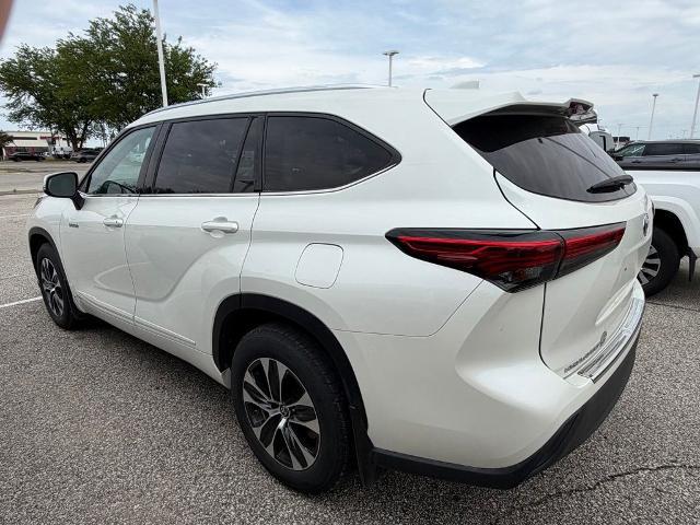 2021 Toyota Highlander Hybrid XLE