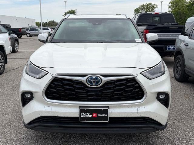 2021 Toyota Highlander Hybrid XLE