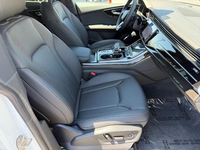 2025 Audi Q8 Premium Plus 55 TFSI quattro