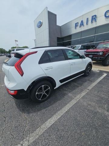 2025 Kia Niro SX
