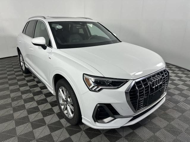 2025 Audi Q3 Premium 45 TFSI S line quattro Tiptronic for sale in Shelbyville, IN