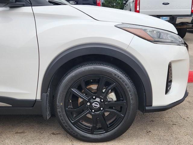 2024 Nissan Kicks SR Xtronic CVT