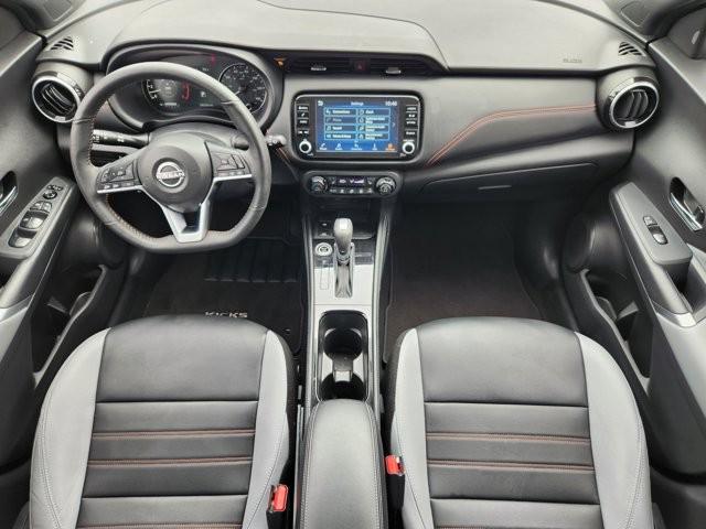 2024 Nissan Kicks SR Xtronic CVT