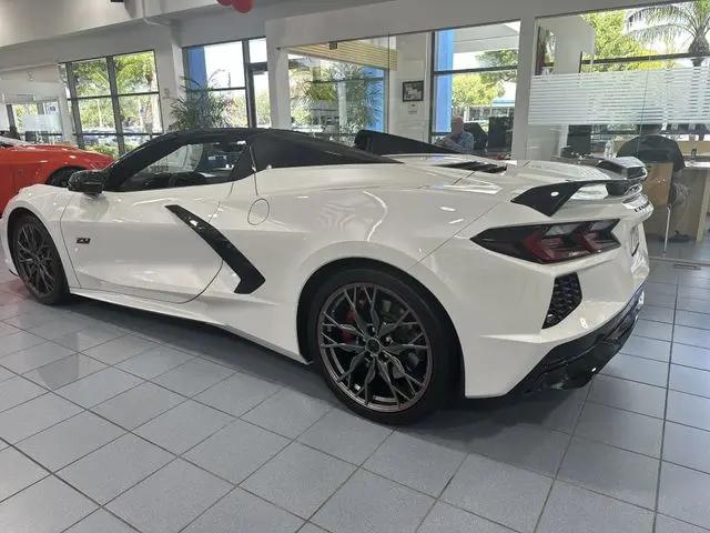 2023 Chevrolet Corvette Stingray RWD Convertible 3LT