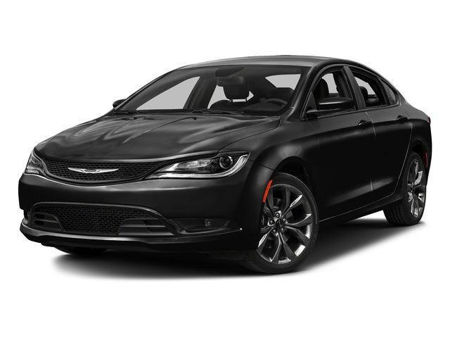2016 Chrysler 200 S for sale in Redford, MI