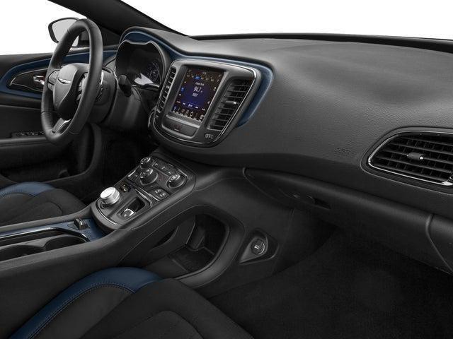 2016 Chrysler 200 S