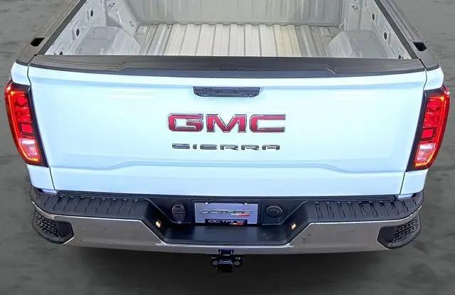 2026 GMC Sierra 1500 Crew Cab, Short Bed, Pro, 4WD