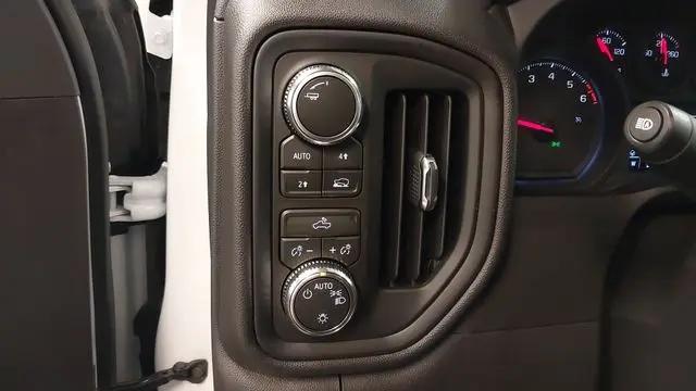 2026 GMC Sierra 1500 Crew Cab, Short Bed, Pro, 4WD