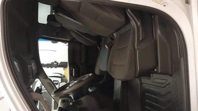 2026 GMC Sierra 1500 Crew Cab, Short Bed, Pro, 4WD