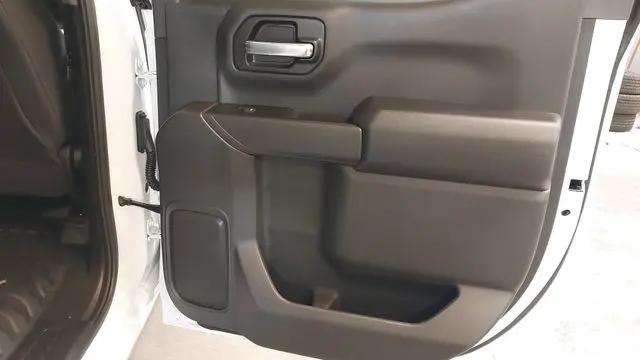 2026 GMC Sierra 1500 Crew Cab, Short Bed, Pro, 4WD