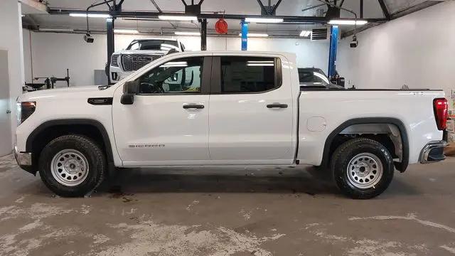 2026 GMC Sierra 1500 Crew Cab, Short Bed, Pro, 4WD