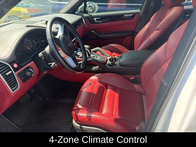 2020 Porsche Cayenne Base