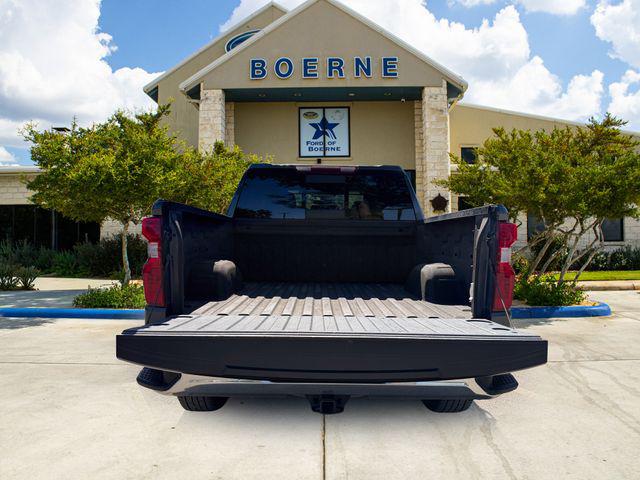 2022 Chevrolet Silverado 1500 2WD Crew Cab Short Bed LT