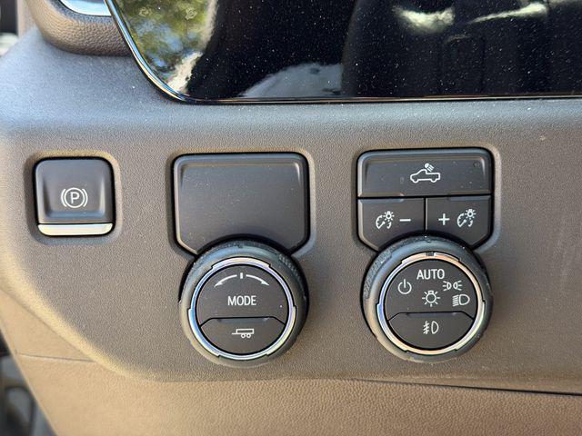2022 Chevrolet Silverado 1500 2WD Crew Cab Short Bed RST