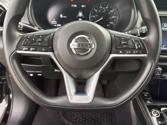 2021 Nissan Kicks SV Xtronic CVT