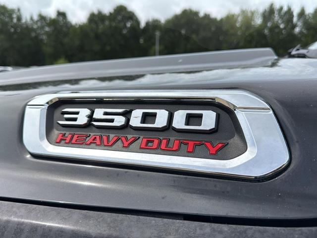 2024 Ram 3500 Laramie Crew Cab 4x4 8' Box
