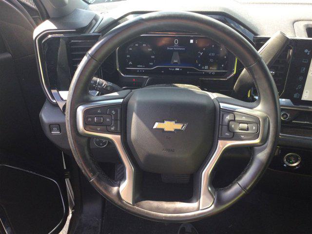 2023 Chevrolet Silverado 1500 4WD Crew Cab Short Bed LT with 2FL