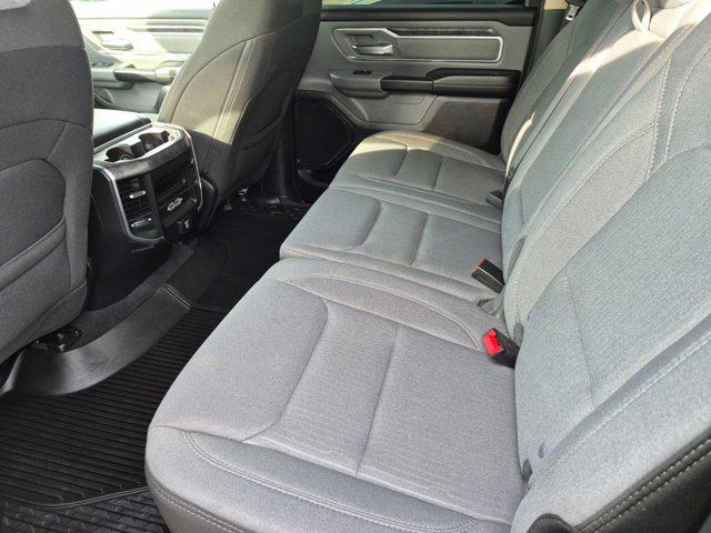 2019 Ram 1500 Big Horn/Lone Star Crew Cab 4x4 5'7" Box