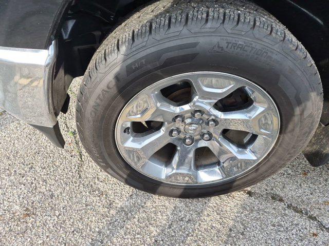 2019 Ram 1500 Big Horn/Lone Star Crew Cab 4x4 5'7" Box