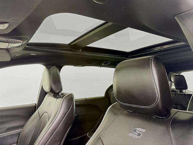 2023 Chrysler Pacifica Limited AWD