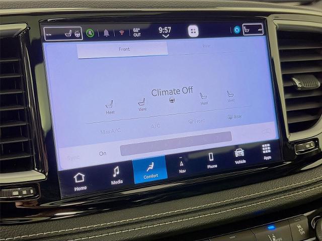 2023 Chrysler Pacifica Limited AWD