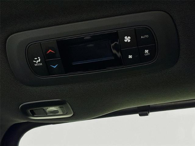 2023 Chrysler Pacifica Limited AWD