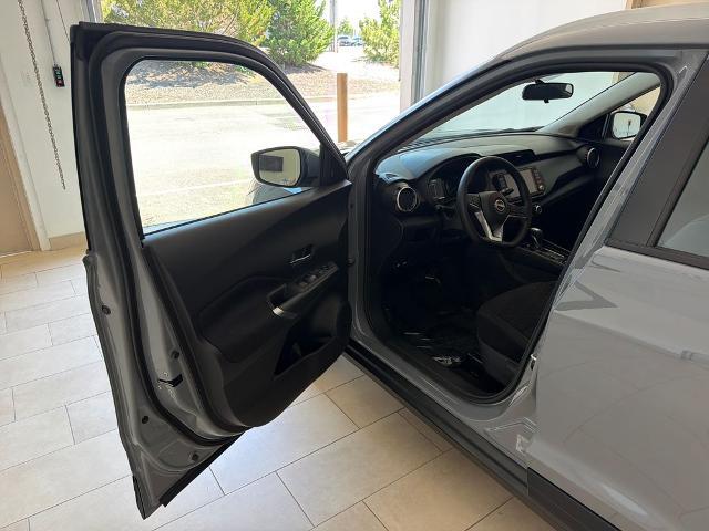 2023 Nissan Kicks SV Xtronic CVT