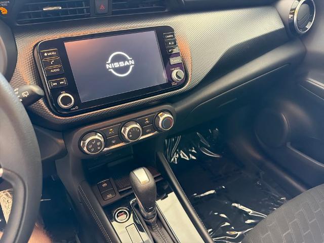 2023 Nissan Kicks SV Xtronic CVT