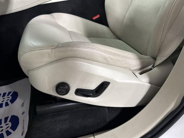2021 Volvo XC90 T5 Momentum 7 Passenger