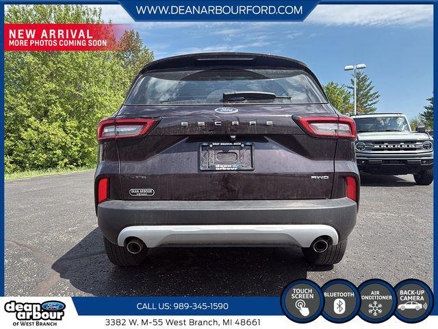 2023 Ford Escape Base