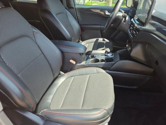 2024 Ford Escape ST-Line Elite