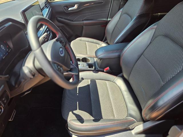 2024 Ford Escape ST-Line Elite