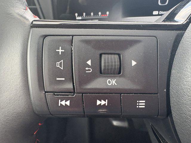 2025 Nissan Kicks SR Intelligent AWD
