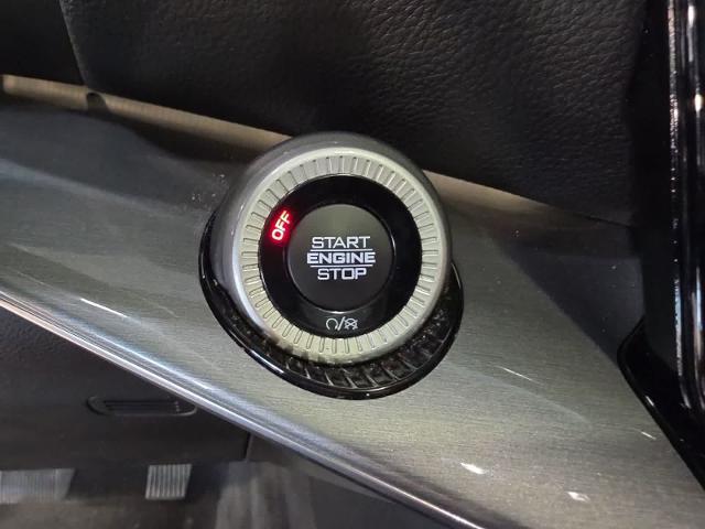 2022 Jeep Wagoneer Series II Carbide 4x4