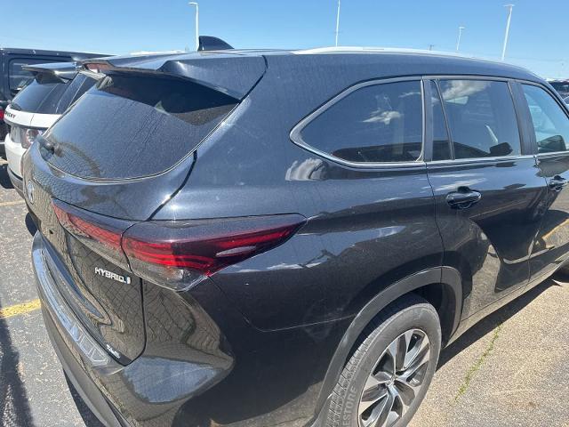 2024 Toyota Highlander Hybrid XLE